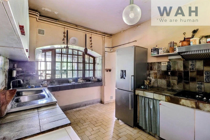 Mas - 225 m² - 7 pièces