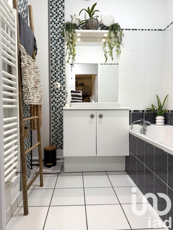 Appartement - 103 m² - 3 pièces