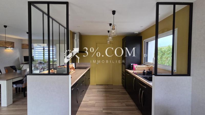 Maison - 99 m² - 4 pièces