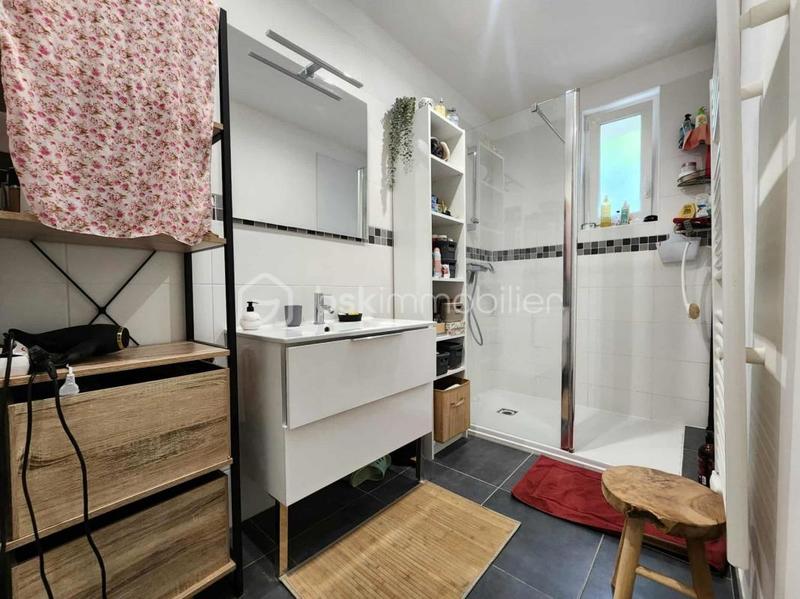 Maison - 246 m² - 10 pièces