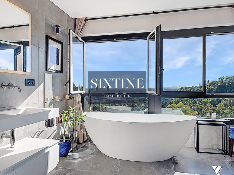 Appartement - 140 m² - 5 pièces