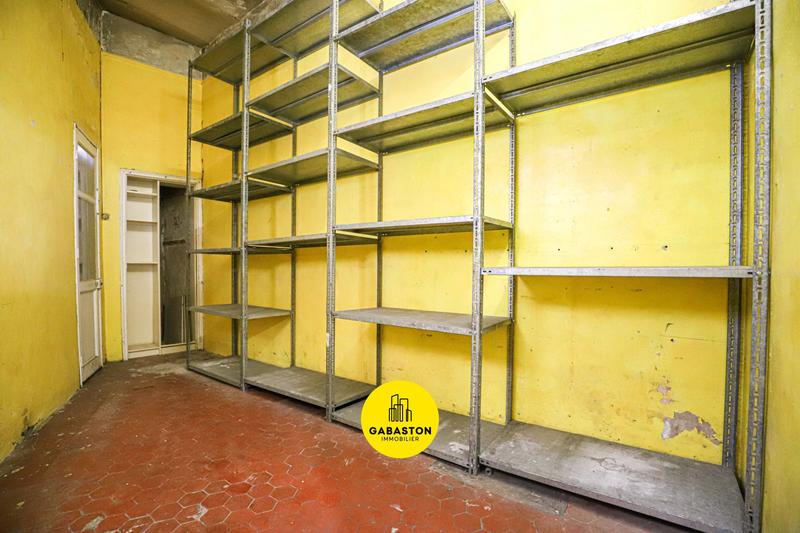 Local commercial - 65 m² - 3 pièces