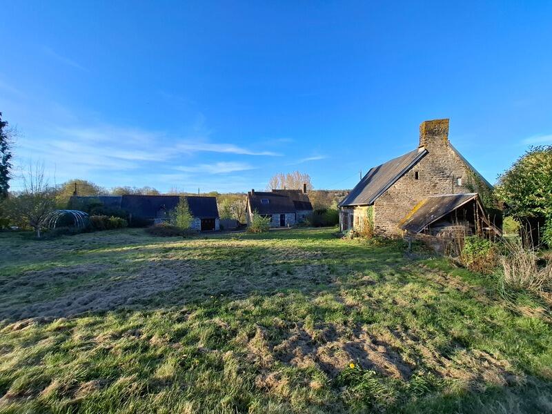 Maison en pierre - 110 m² - 3 pièces