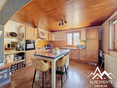 Maison - 100 m² - 4 pièces