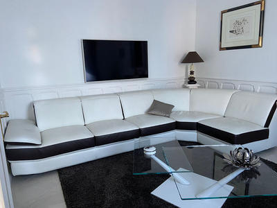 Villa - 311 m² - 12 pièces