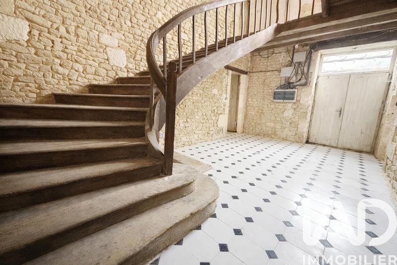 Maison - 177 m² - 8 pièces