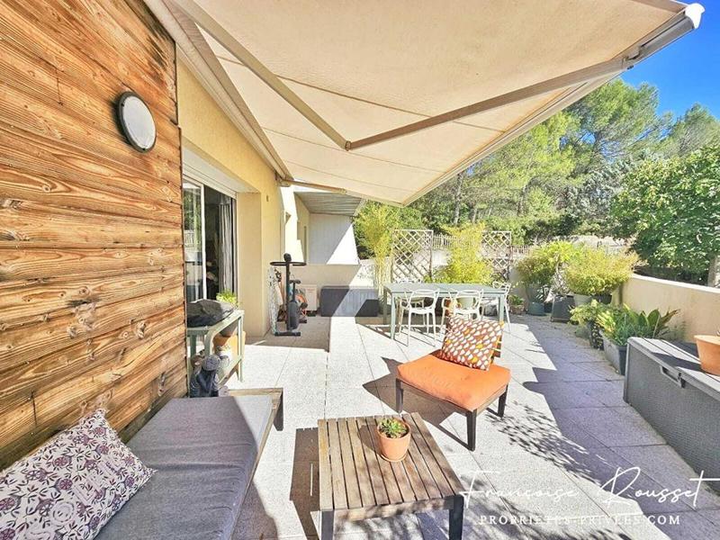 Appartement - 60 m² - 2 pièces