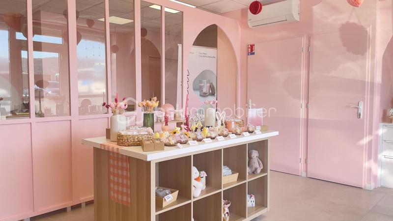 Local d'activité / Entrepôt - 51 m² - 1 pièce