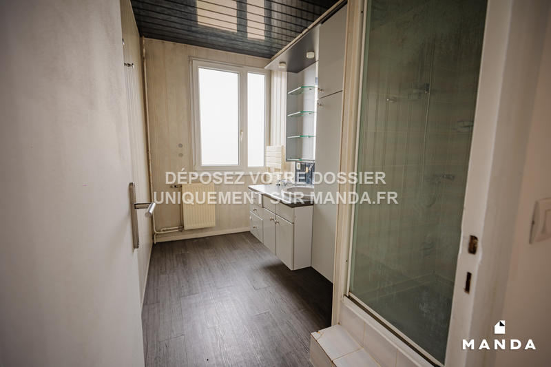 Appartement - 90 m² - 4 pièces