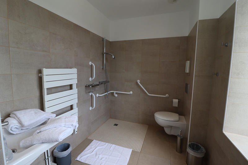 Maison - 227 m² - 9 pièces