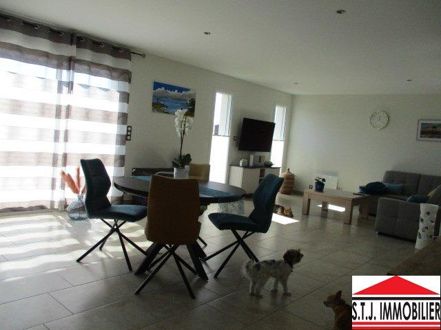 Maison - 89 m² - 3 pièces