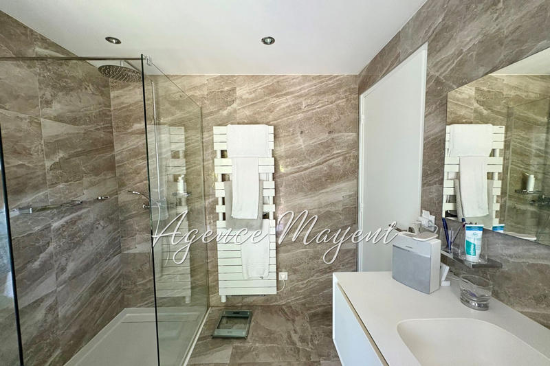 Appartement - 88 m² - 3 pièces