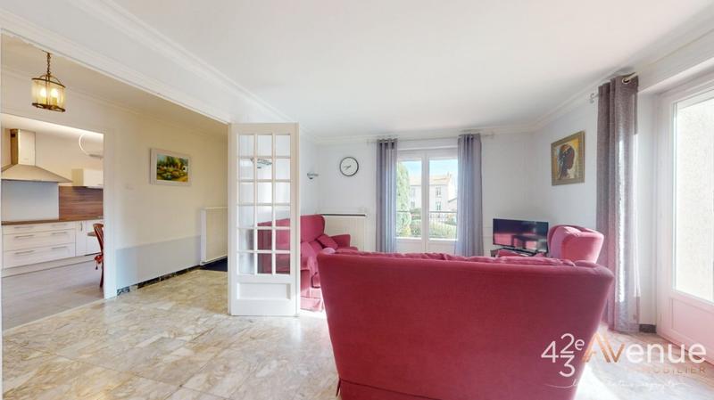 Maison - 186 m² - 8 pièces
