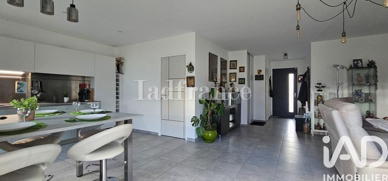 Maison - 89 m² - 4 pièces
