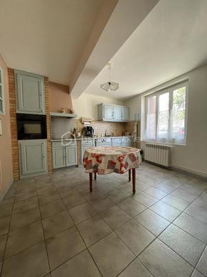 Maison de ville - 150 m² - 6 pièces