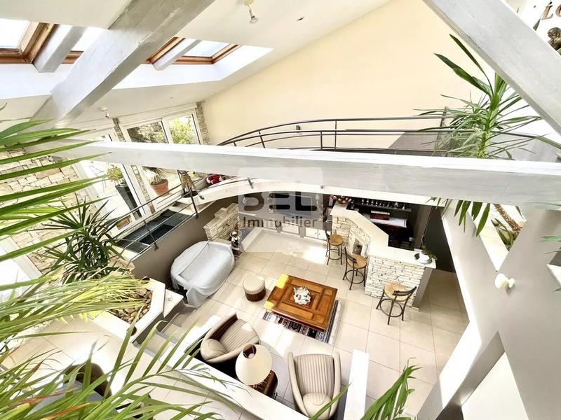 Maison - 105 m² - 4 pièces