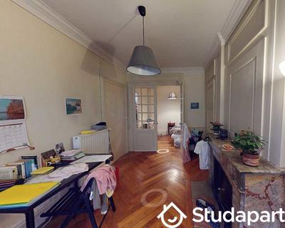 Chambre - 90 m² - 1 pièce