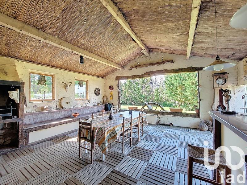 Maison - 255 m² - 9 pièces