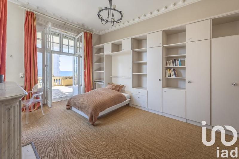 Appartement - 99 m² - 3 pièces