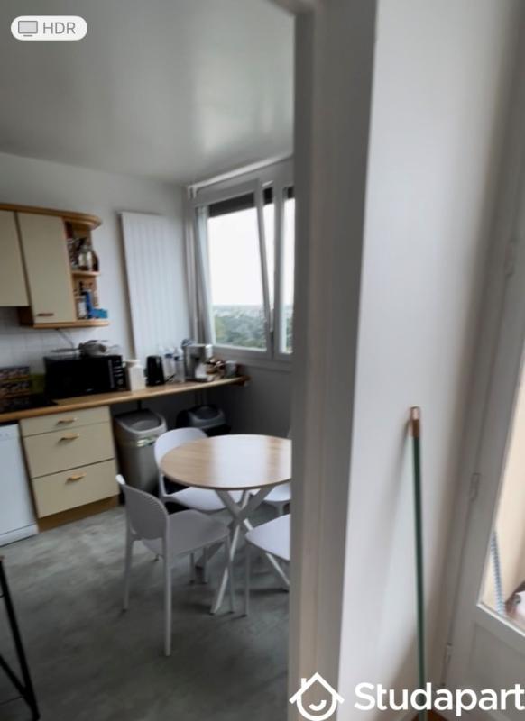 Chambre - 15 m² - 1 pièce