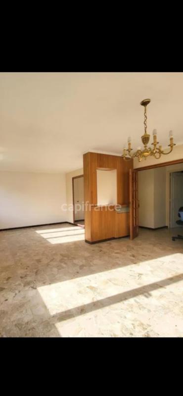 Maison - 162 m² - 10 pièces