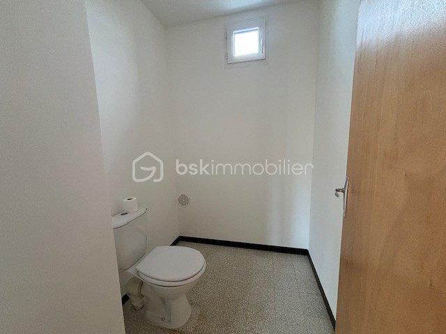 Immeuble - 142 m² - 10 pièces