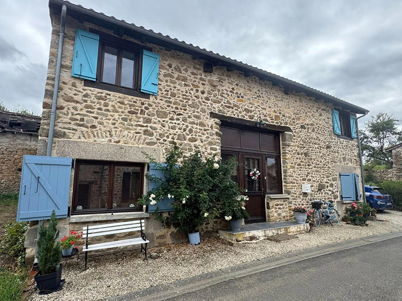 Maison - 220 m² - 7 pièces