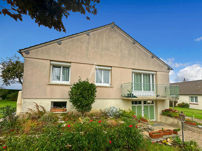 Maison - 93 m² - 4 pièces