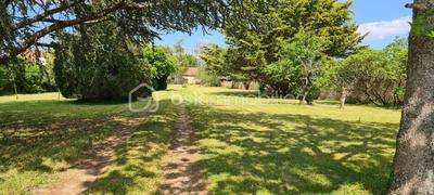 Maison de ville - 217 m² - 9 pièces