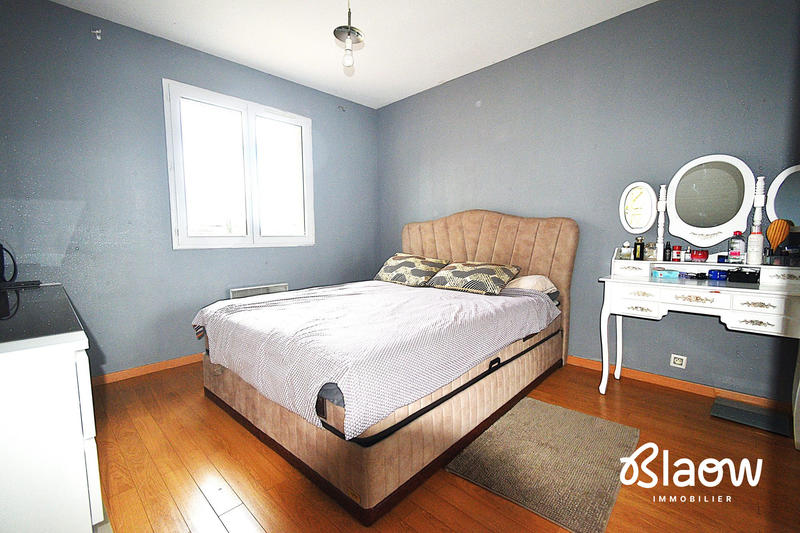 Maison - 94 m² - 5 pièces