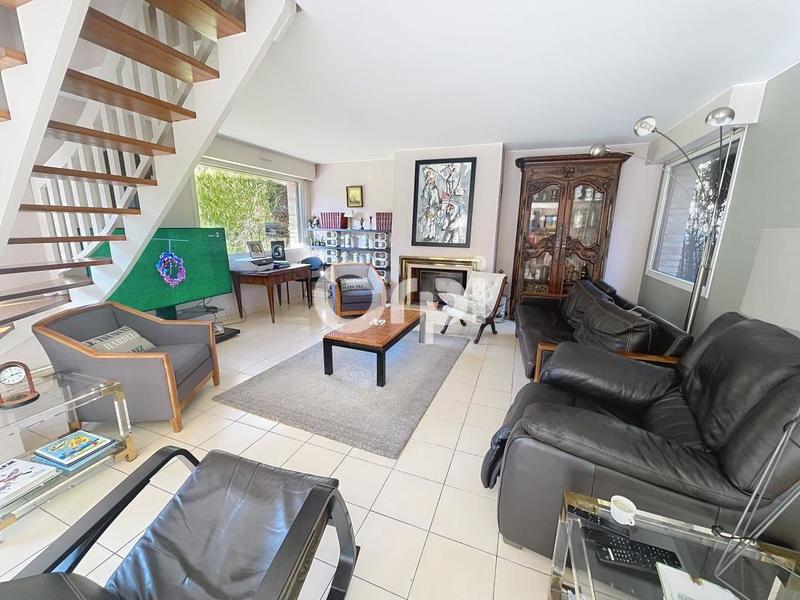 Maison - 145 m² - 6 pièces