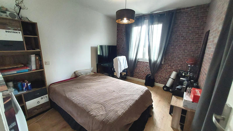 Maison - 93 m² - 5 pièces