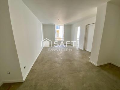 Maison - 225 m² - 7 pièces