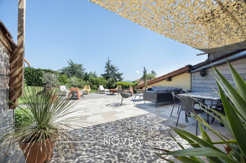 Maison ancienne - 245 m² - 8 pièces