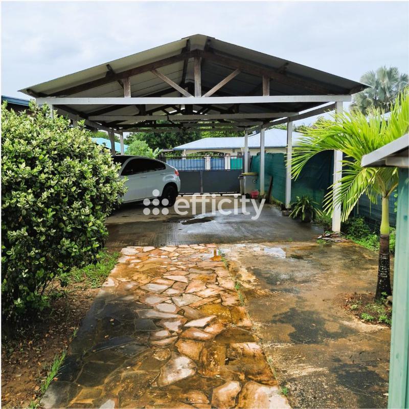 Maison - 168 m² - 7 pièces