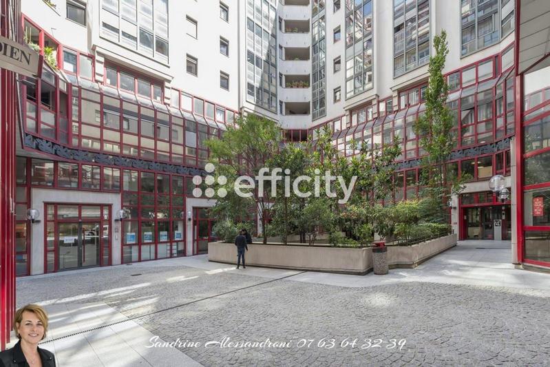 Appartement - 100 m² - 4 pièces