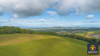 Maison - 150 m² - 4 pièces