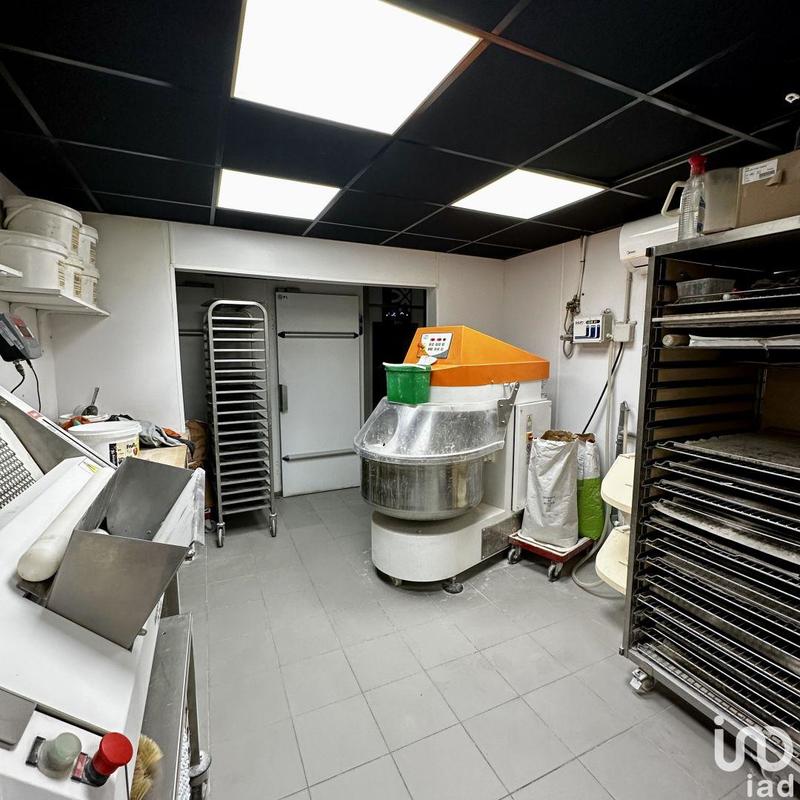 Local commercial - 200 m²