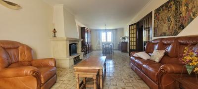 Maison - 96 m² - 4 pièces