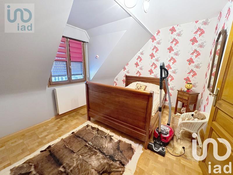 Maison - 185 m² - 8 pièces