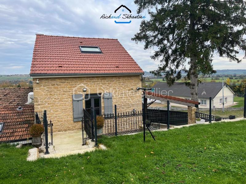 Maison en pierre - 98 m² - 5 pièces