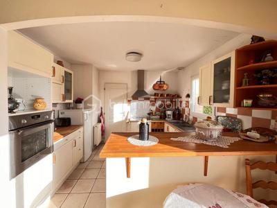 Maison de ville - 100 m² - 5 pièces