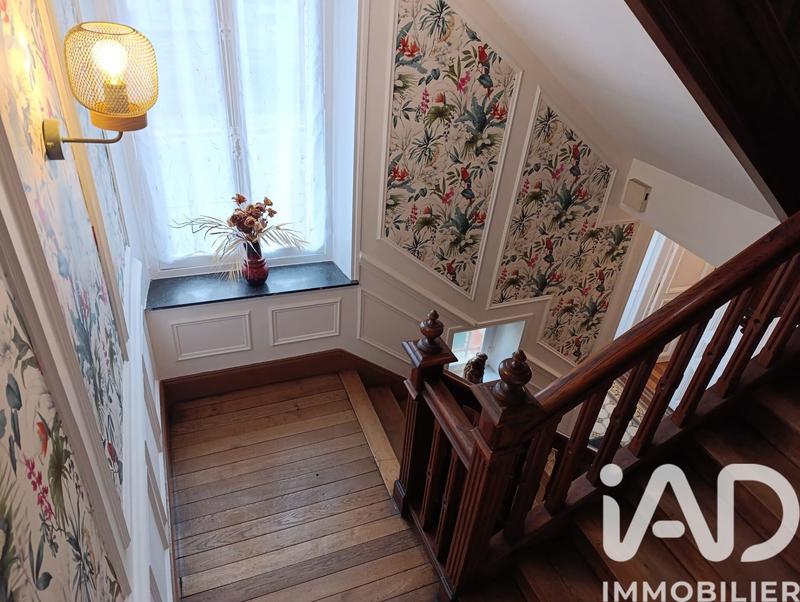 Maison - 197 m² - 7 pièces