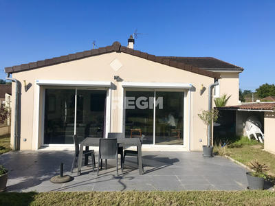 Maison - 110 m² - 5 pièces