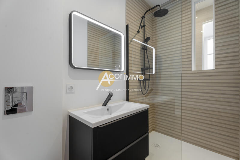 Appartement - 157 m² - 5 pièces