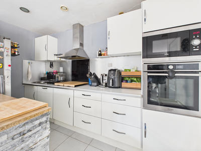 Maison - 75 m² - 5 pièces