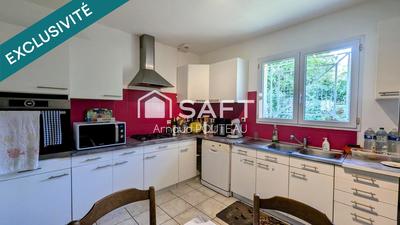 Maison - 95 m² - 4 pièces