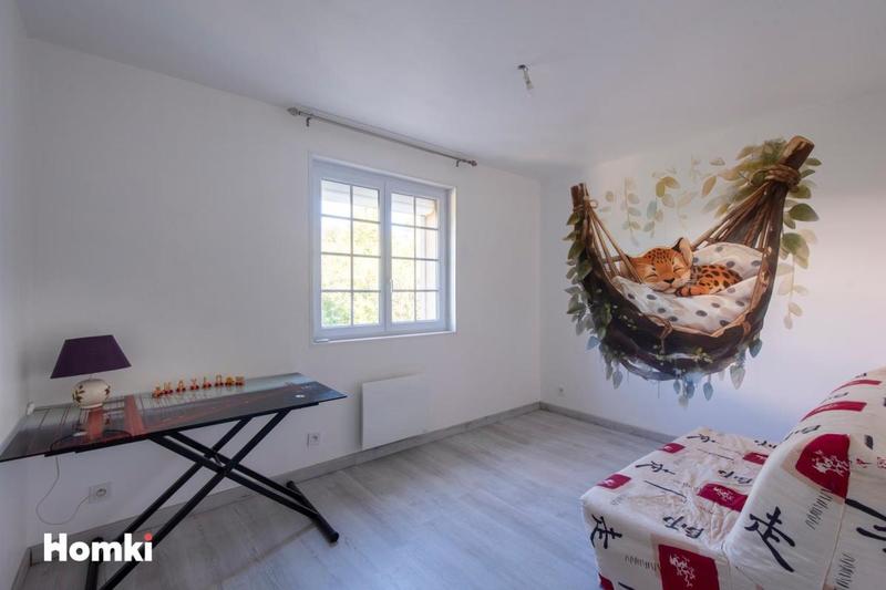 Maison - 180 m² - 7 pièces