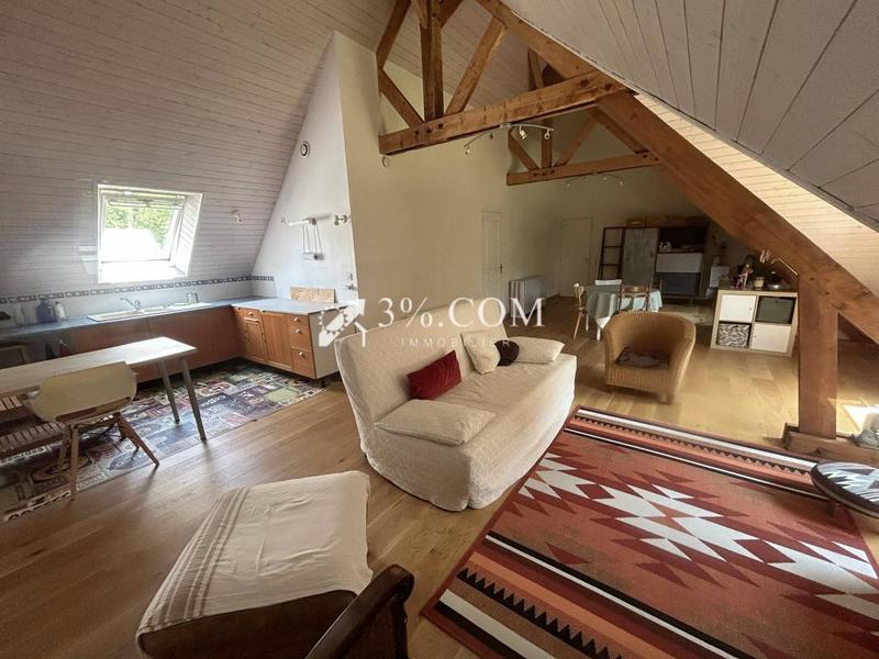 Maison - 205 m² - 8 pièces