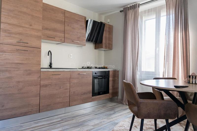 Immeuble - 154 m² - 7 pièces